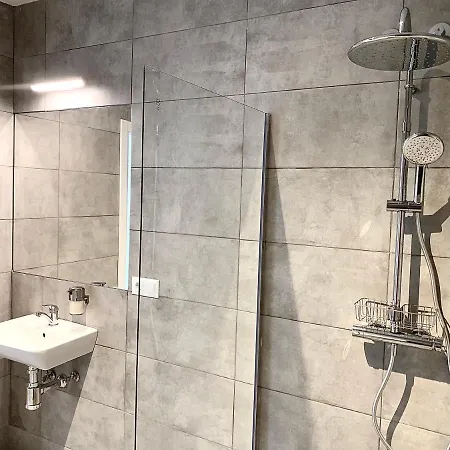 Easy House Apartment *